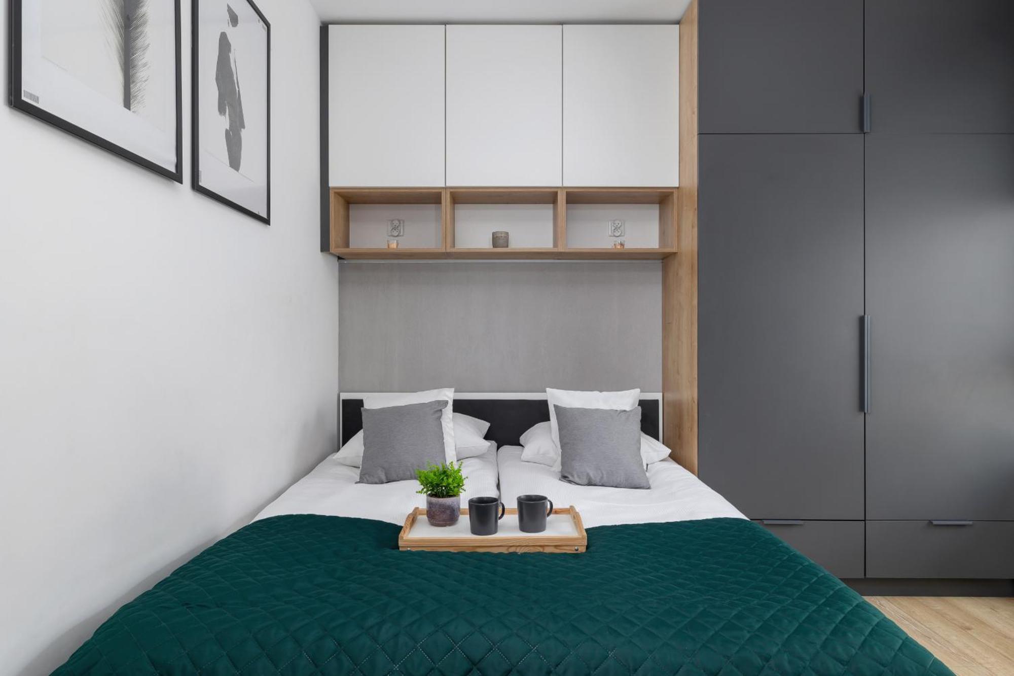 Elegant Apartment In Cracow With Balcony, Parking And Desk By Noclegi Renters Краков Экстерьер фото